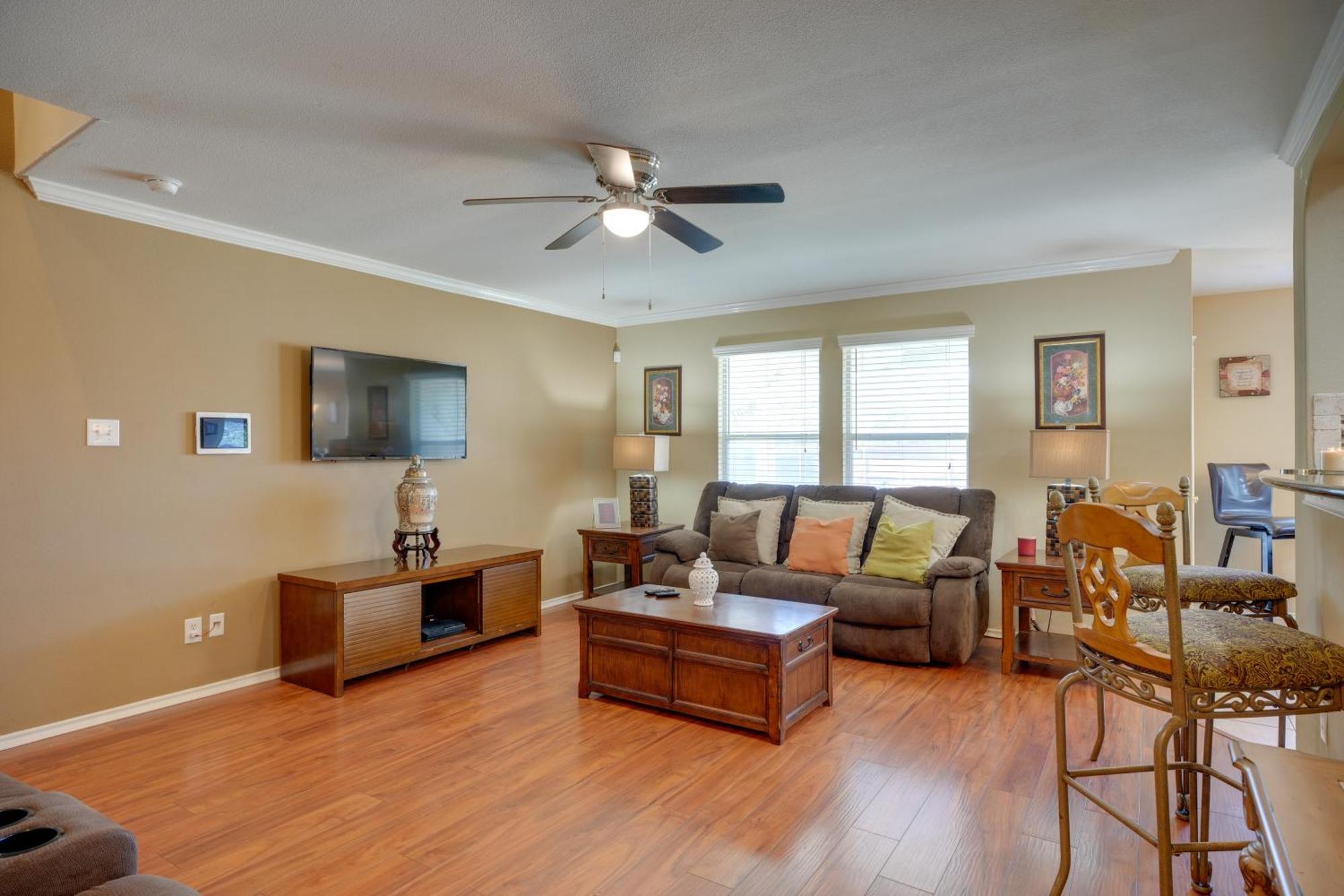 San Antonio Home With Pool Access Near Lackland Afb Kültér fotó